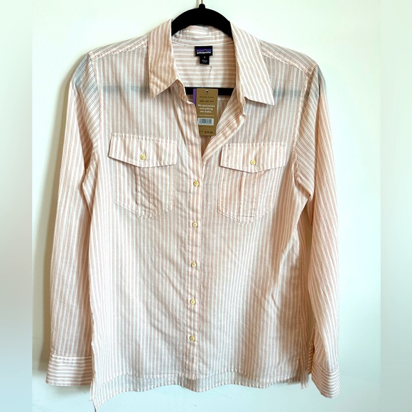 Patagonia Tops - NWT Patagonia women’s Shirt SIZE SMALL